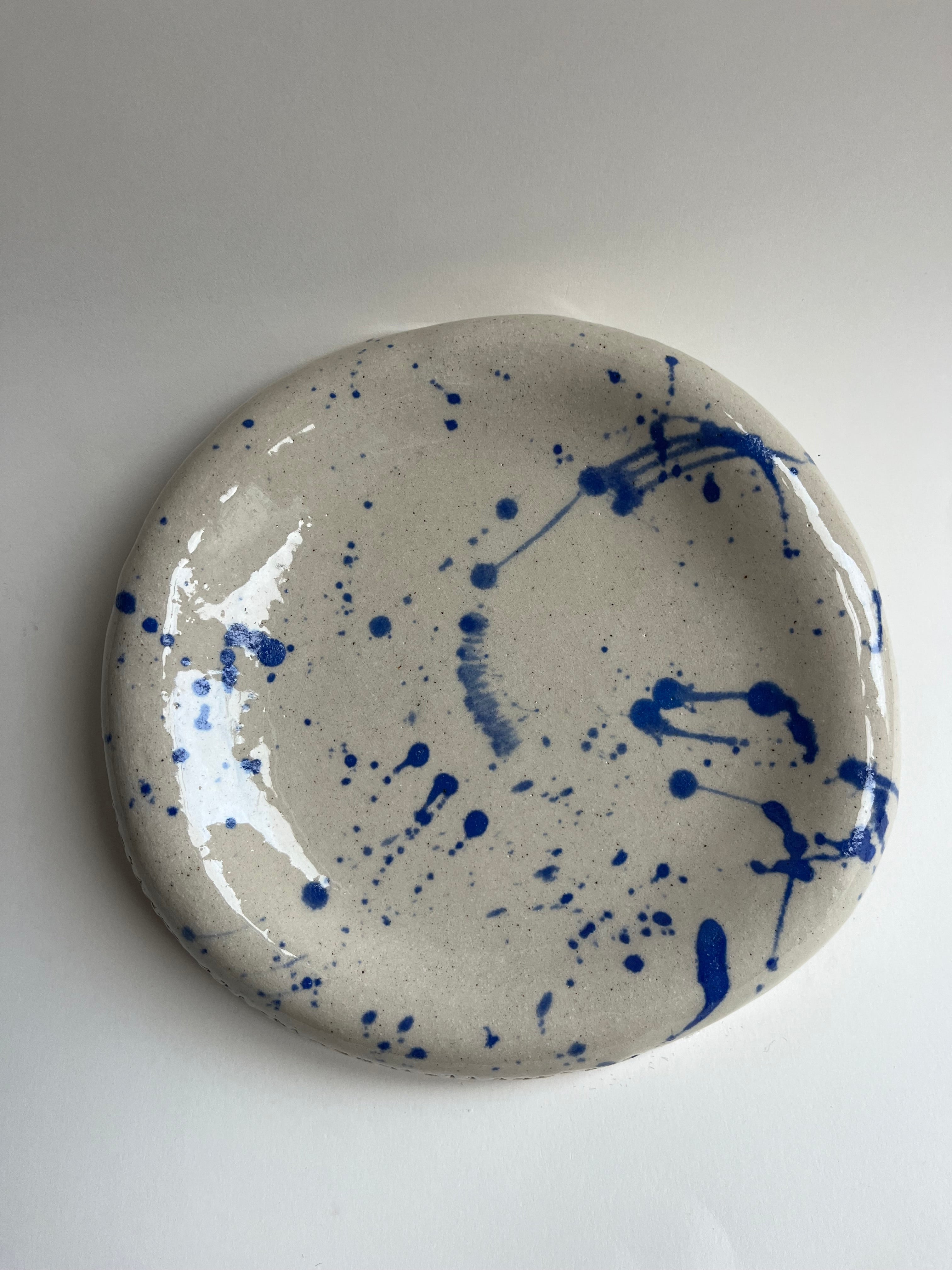 Large Bubble Plate - Blue Splatter