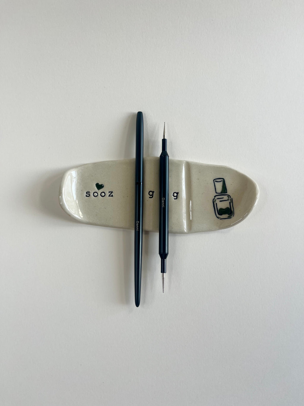 Nail Brush Rest